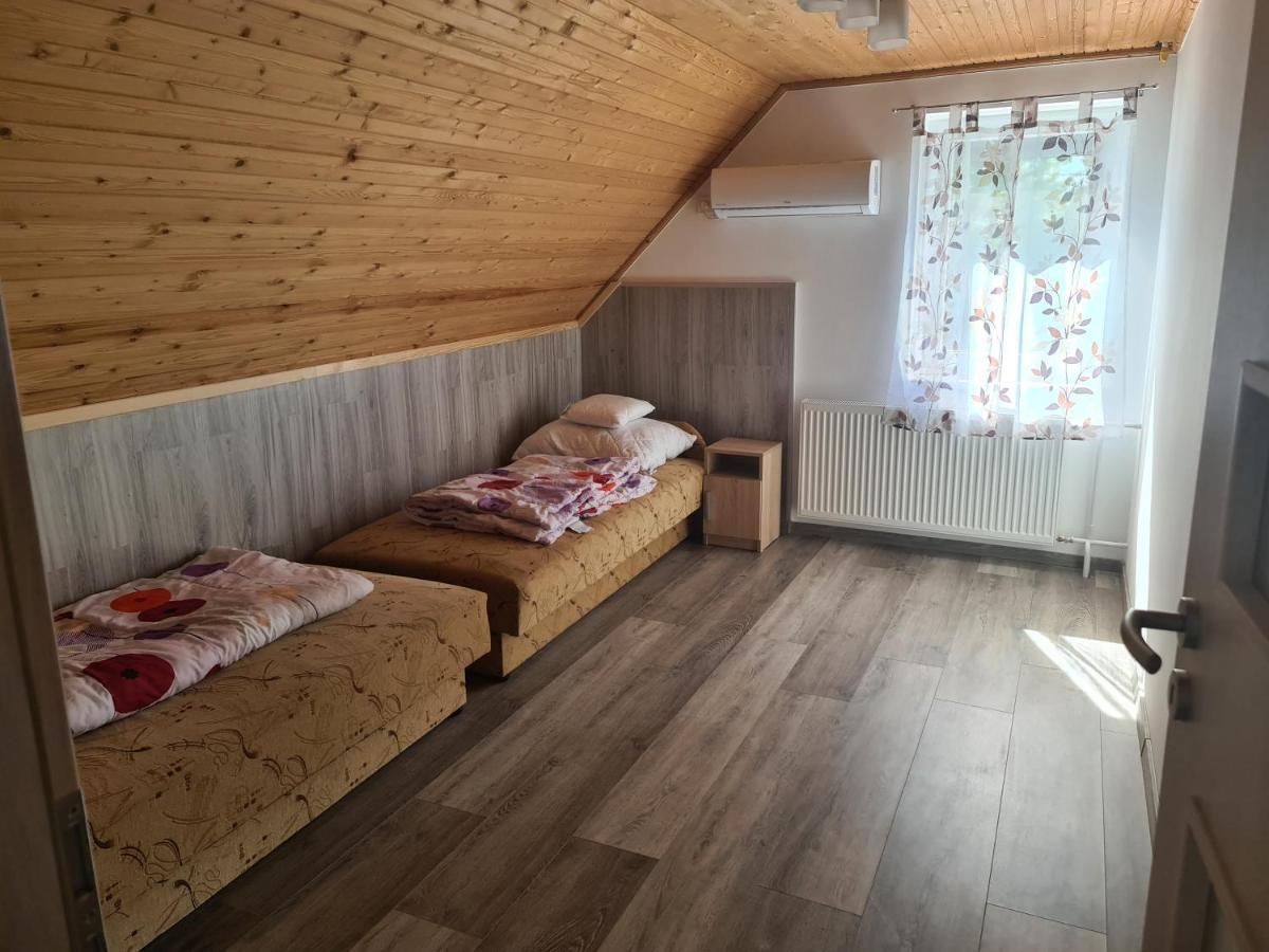 Vaddinszo Lak Villa Kiskunmajsa Buitenkant foto