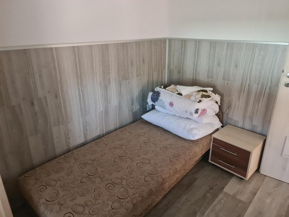 Vaddinszo Lak Villa Kiskunmajsa Buitenkant foto