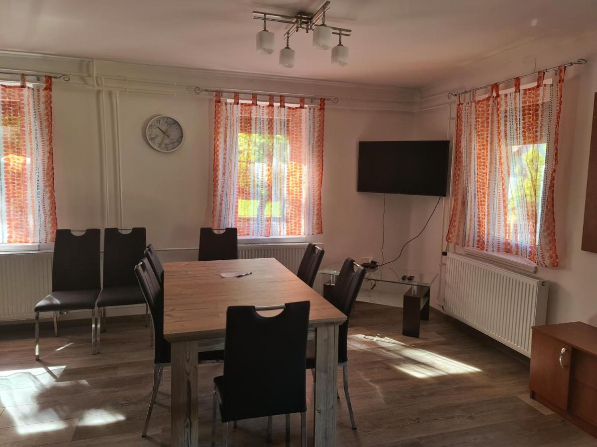 Vaddinszo Lak Villa Kiskunmajsa Buitenkant foto